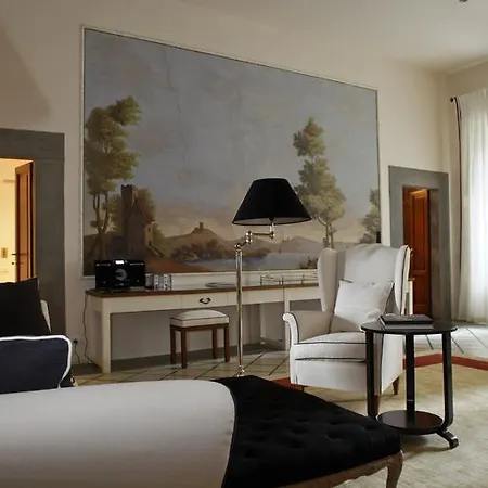 Couette-café B.B. Carmassi Palace *